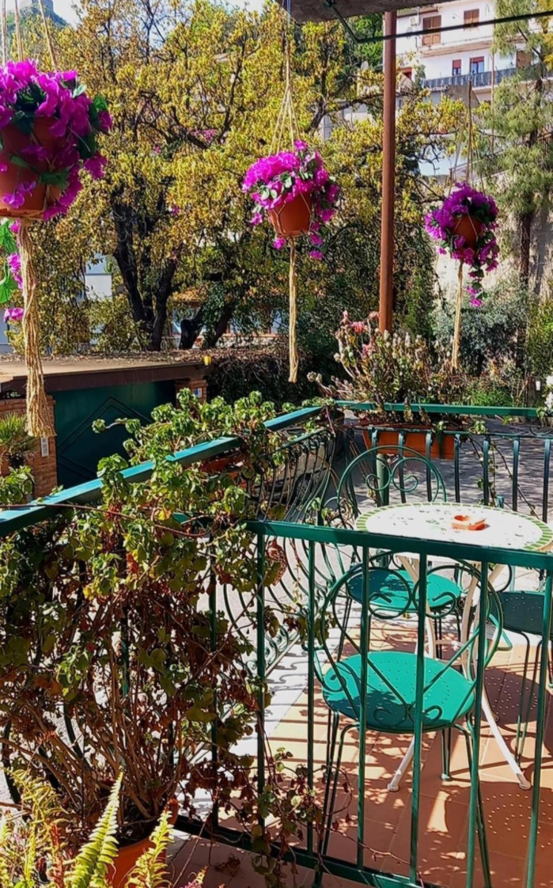 Bed And Breakfast Rosangela Таормина Экстерьер фото