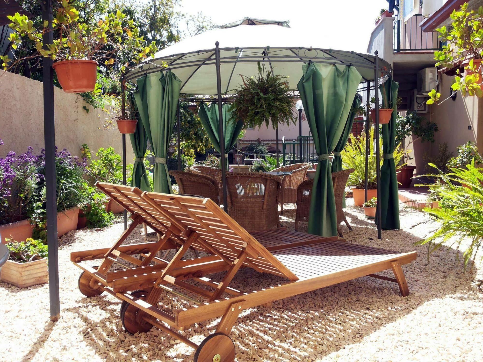 Bed And Breakfast Rosangela Таормина Экстерьер фото
